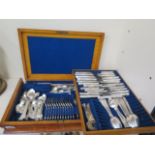 A collection of plated flatware Kings pattern approx 12 setting in an earlier canteen, cutlery