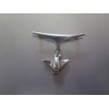 A Georg Jensen sterling silver brooch Kinetic Bird designed by Henning Koppel no 334, 5.2cm wide, in