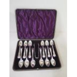 A boxed set of 12 silver Kings pattern teaspoons with nip, Sheffield 1903/4, maker JR, total