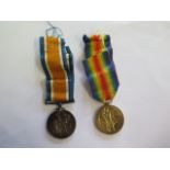 A pair of WWI medals to 10580 Pte T J Cox H.A.C.Inf