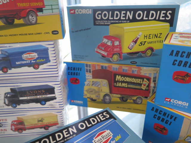 A collection of boxed diecast vehicles including Archive Corgi, Dan-toys Solido, 26 in total - Image 7 of 7