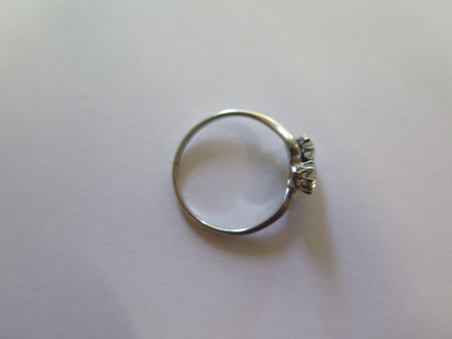 A white metal two stone diamond ring each diamond approx 0.40ct, size Q, approx 3.2 grams, ring - Image 3 of 3