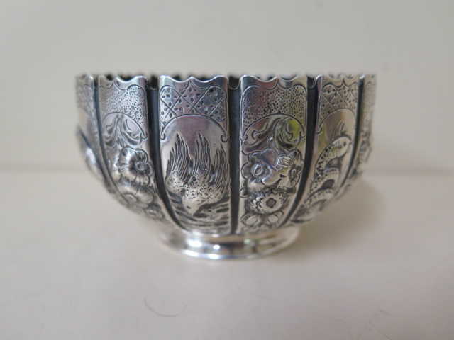 A Victorian silver Chinese style embossed bowl, 6cm tall x 10cm, London 1875/76, maker FDT - Image 2 of 5