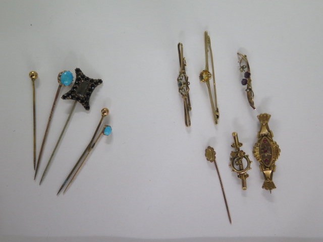 A collection of six 9ct gold brooches, all marked 9ct, total weight approx 10.3 grams, and five