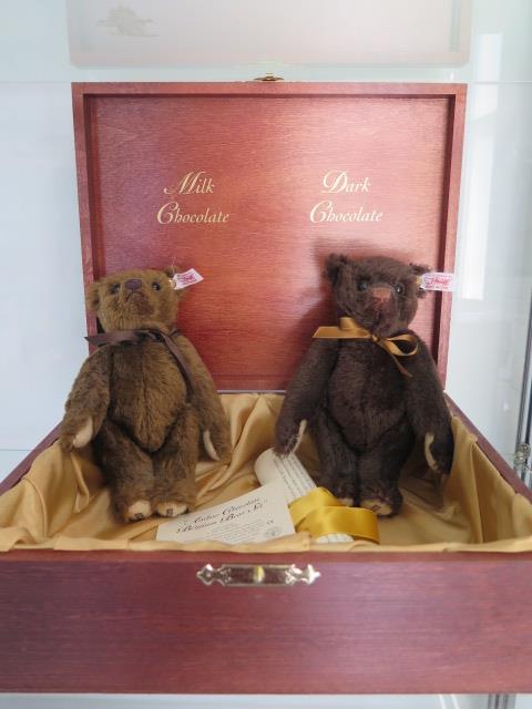 A Steiff Ambao Chocolate Belgium Bear set, mohair, 23cm tall, Limited Edition number 632 of 1500,