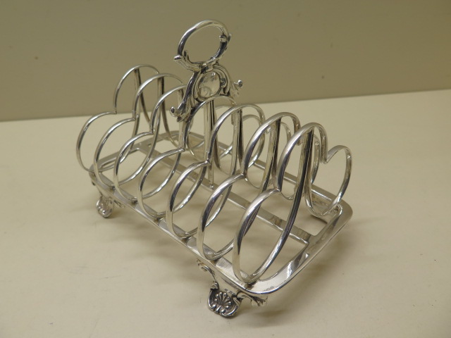 A good silver toast rack, Sheffield 1836/37, maker HW approx 11.1 troy oz, 16cm long, in good - Image 2 of 6