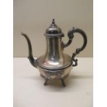 A Continental silver coffee pot, 22cm tall, approx 15.2 troy oz, no engraving, generally good