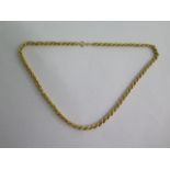 A hallmarked 9ct yellow gold necklace 45cm long approx 8.4 grams, in good condition