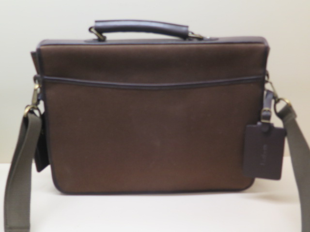 A Barbour canvas and leather gents shoulder bag briefcase in good condition - Image 2 of 2