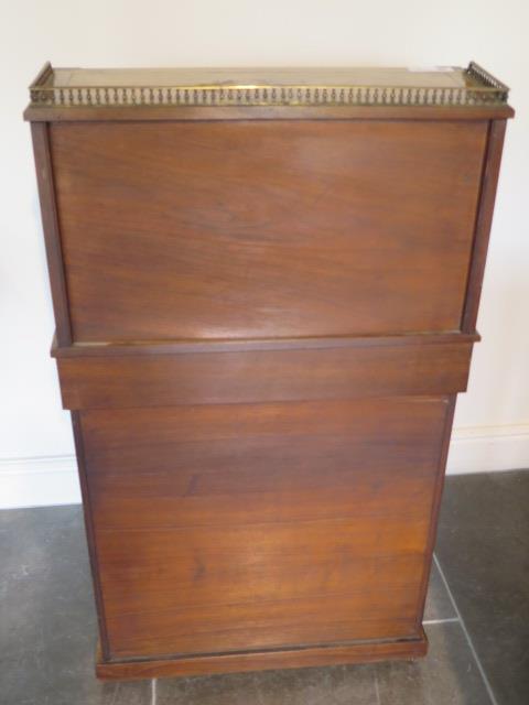 A good Victorian walnut writing desk with a two door brass galleried top with fitted interior - Image 6 of 9