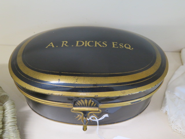 Ede & Ravenscroft Barristers horse hair wig, collars ruff and cuffs in an oval metal tin to A.R - Image 3 of 6