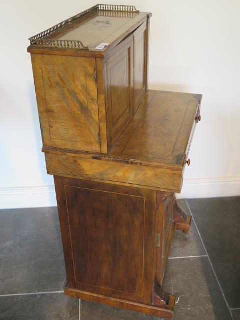 A good Victorian walnut writing desk with a two door brass galleried top with fitted interior - Image 5 of 9