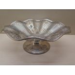 A Mappin and Webb silver pierced footed bowl, 10cm tall x 24cm wide, Birmingham 1911/12 Rd 572470,