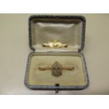 A 9ct gold sweetheart brooch R.A.M.C and a gilt metal RAF sweetheart brooch, total weight approx 4
