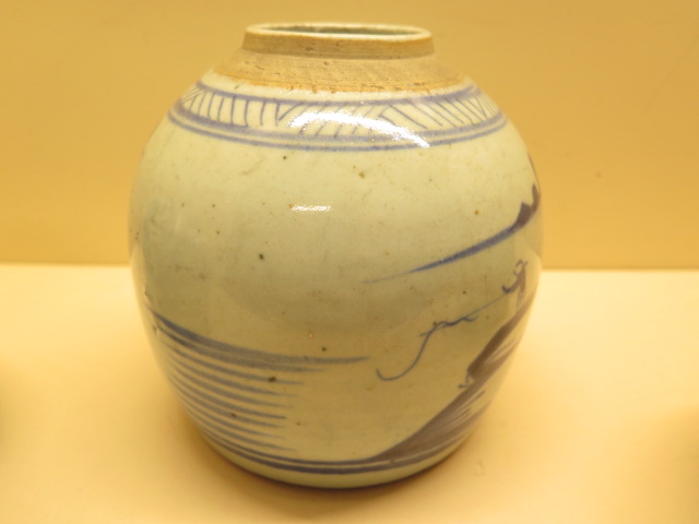 Four Oriental ginger jars with blue decoration, largest 16cm tall, some small chips to one base - Image 7 of 13