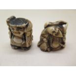 Two carved bone Japanese netsukes, 4cm and 3.5cm tall