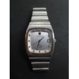 A vintage Omega Constellation electronic stainless steel wristwatch with date, 35mm case, some usage