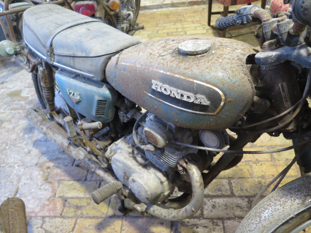 A Honda 175cc 1973 vintage motorcycle, reg PKL 22M, in need of restoration with vehicle registration - Image 4 of 9