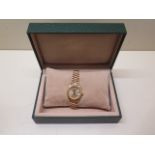 An 18ct yellow gold ladies Rolex Datejust Oyster Perpetual bracelet wristwatch with champagne dial