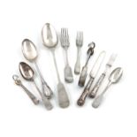 A mixed lot of flatware, comprising silver items: Fiddle pattern: a basting spoon, eight table