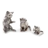 A modern silver model of a cat and a mouse, by Charles Hancock and Co., London 1992/93, with