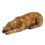 A SCANDINAVIAN TREEN BIRCH DOG SNUFF BOX PROBABLY SWEDISH, SECOND HALF 19TH CENTURY carved in the