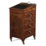 A SMALL GEORGE IV MAHOGANY DAVENPORT ATTRIBUTED TO GILLOWS, C.1820-25 the swivel top with a