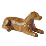 A SCANDINAVIAN TREEN BIRCH DOG SNUFF BOX PROBABLY SWEDISH, 19TH CENTURY carved in a rare upright