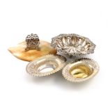 A mixed lot of silver items, comprising: a pair of American silver-gilt bonbon dishes, by Tiffany ad