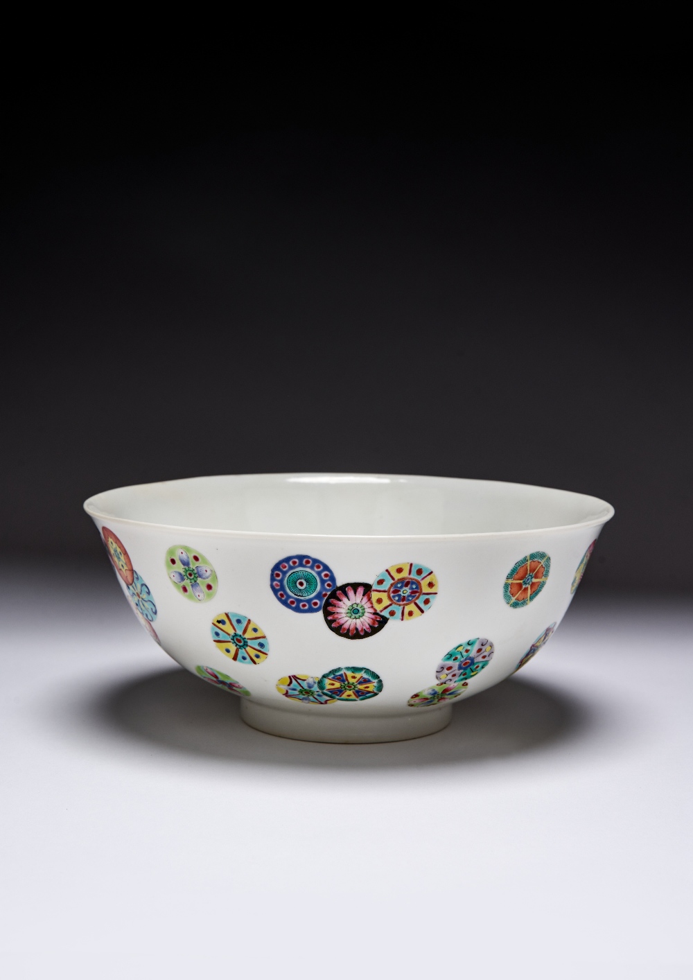 A FINE CHINESE IMPERIAL FAMILLE ROSE MEDALLION BOWL SIX CHARACTER JIAQING MARK AND OF THE PERIOD