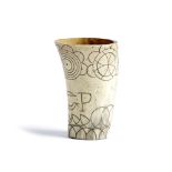 A FOLK ART HORN BEAKER 18TH / 19TH CENTURY engraved with flower rondels and elliptical designs, with