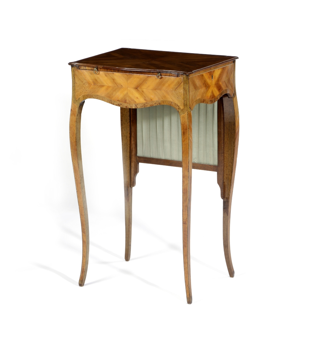 λ A GEORGE III YEW SCREEN TABLE IN THE MANNER OF JOHN COBB, C.1785 in French Hepplewhite style,