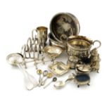 A mixed lot, comprising silver items: a late-Victorian two-handled porringer, by H. Atkins,