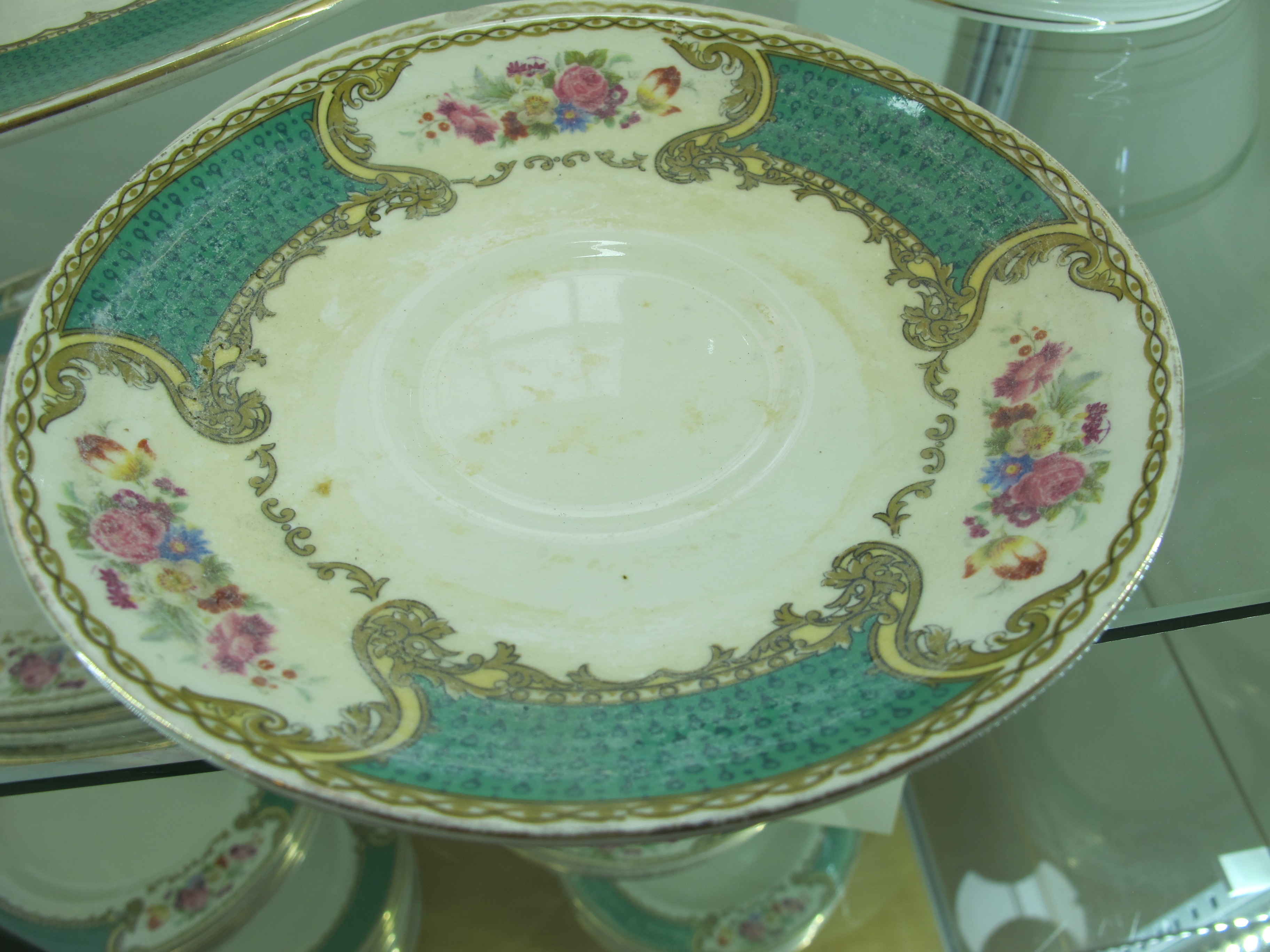 A MYOTT'S HARLEQUIN PART DINNER SERVICE FIRST HALF 20TH CENTURY the majority with the 'Bouquet' - Image 8 of 23