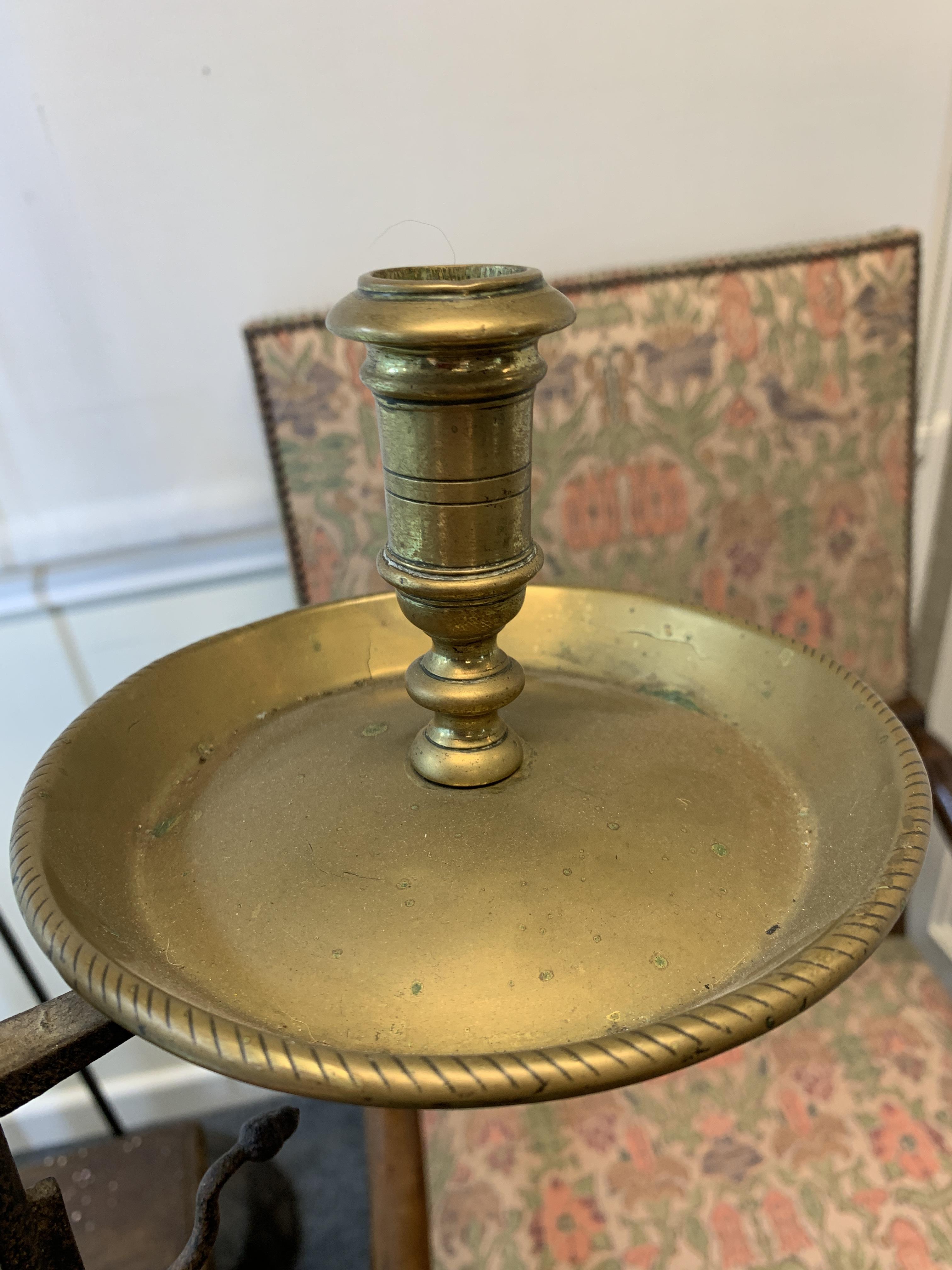 A WROUGHT IRON AND BRASS MOUNTED STANDING CANDLE HOLDER 18TH CENTURY with a turned acorn finial - Image 5 of 15