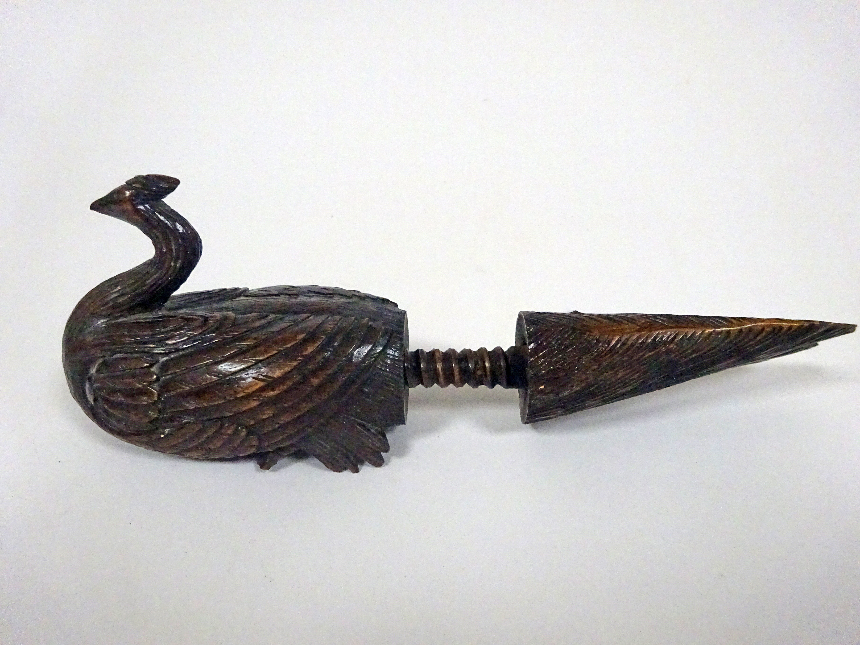 A SWISS TREEN NUTCRACKER LATE 19TH CENTURY in the form of a peacock, with a screw-action 19.2cm long - Image 2 of 7