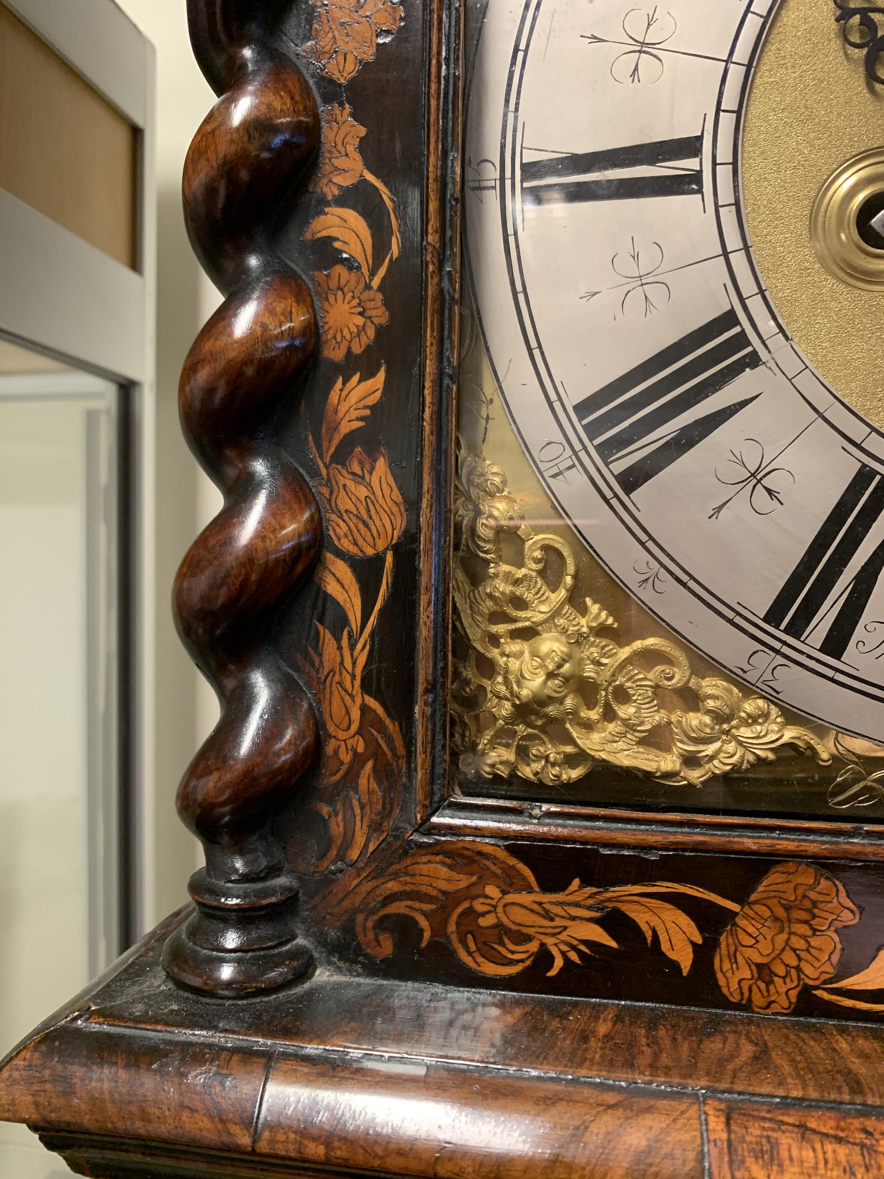 A WILLIAM AND MARY WALNUT AND MARQUETRY LONGCASE CLOCK BY THOMAS BRIDGE LONDON, C.1700 the brass - Image 5 of 30