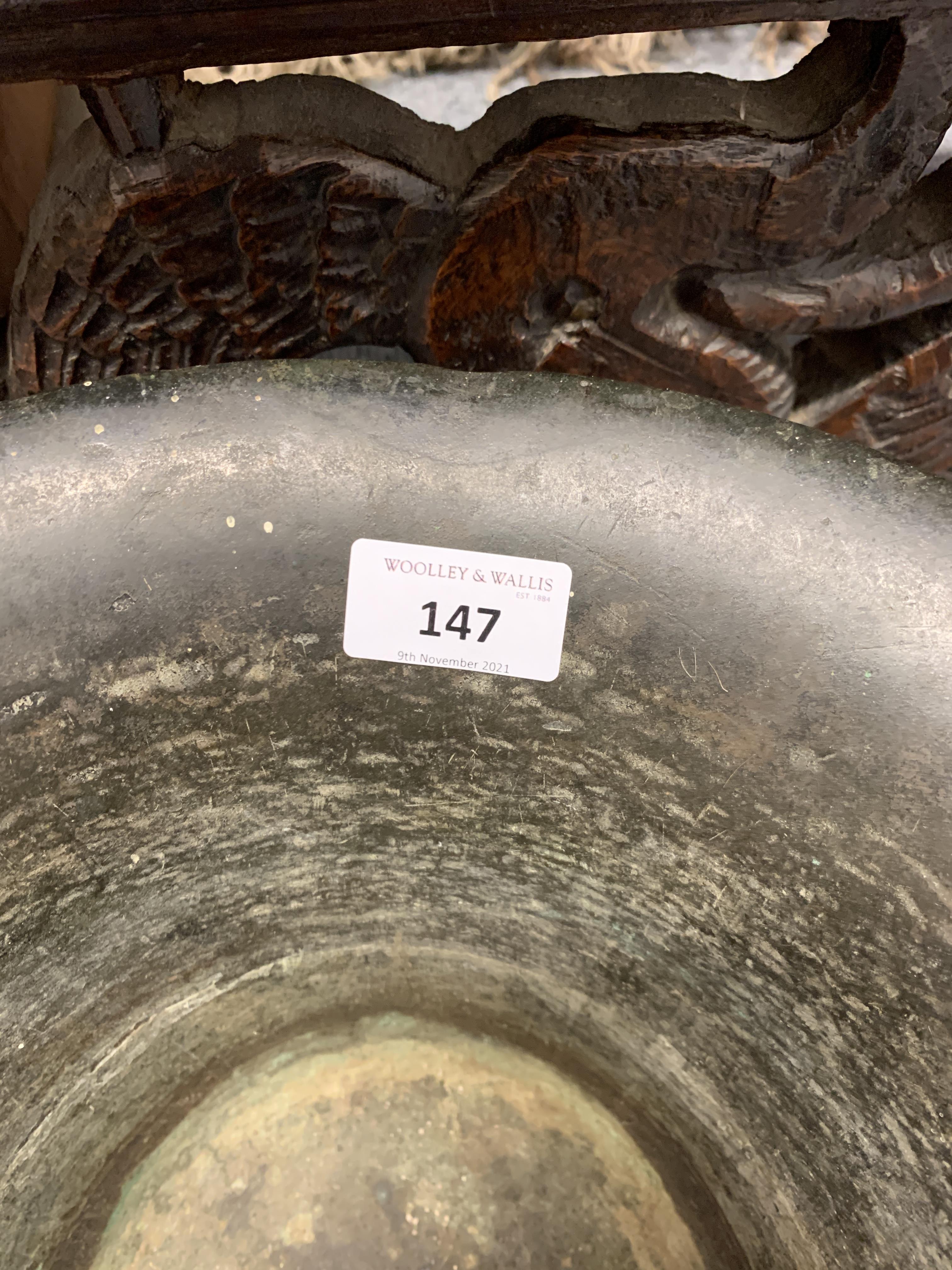 A LARGE 17TH CENTURY BRONZE MORTAR ATTRIBUTED TO JAMES BARTLET (1675-1700) OF THE WHITECHAPEL - Image 11 of 11