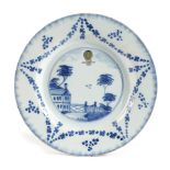 A SMALL DELFTWARE POTTERY BALLOONING PLATE PROBABLY BRISTOL, C.1780 painted in blue, green and