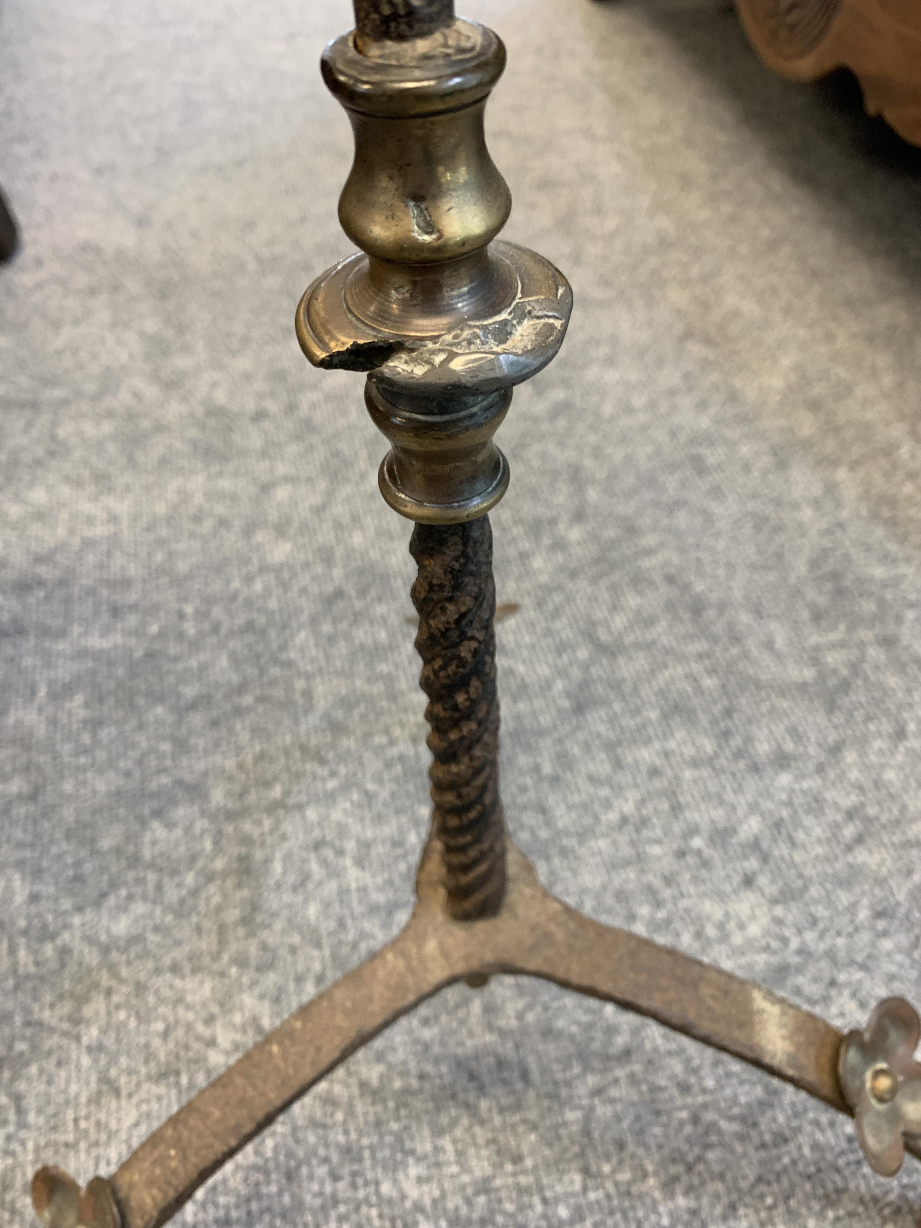 A WROUGHT IRON AND BRASS MOUNTED STANDING CANDLE HOLDER 18TH CENTURY with a turned acorn finial - Image 10 of 15