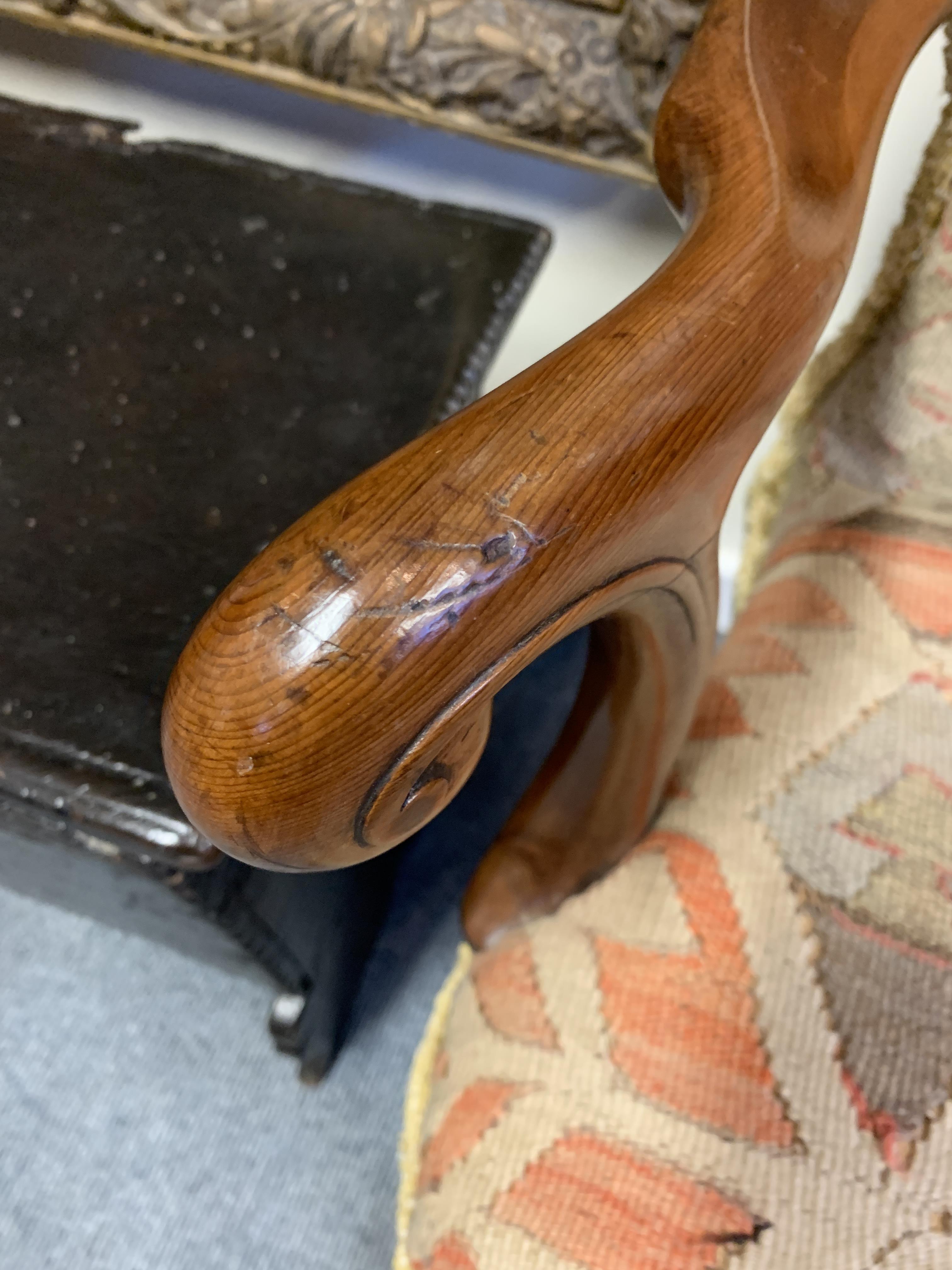 A PAIR OF YEW ARMCHAIRS IN GEORGE II STYLE POSSIBLY IRISH, LATE 19TH / EARLY 20TH CENTURY each - Image 9 of 12