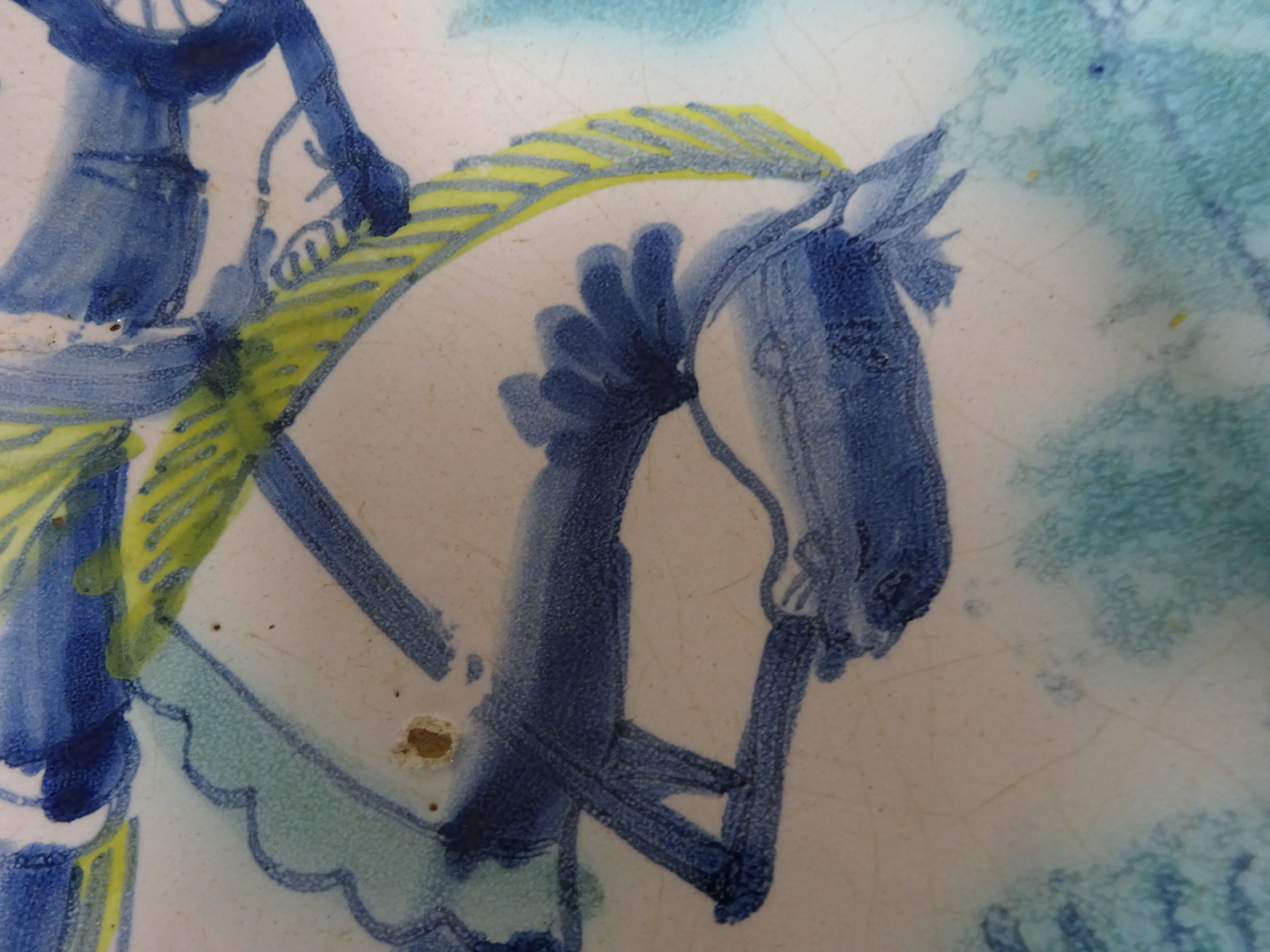 A DELFTWARE POTTERY EQUESTRIAN CHARGER PROBABLY LONDON, C.1700 painted in blue, green and yellow - Image 20 of 21