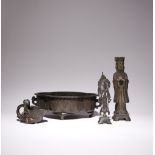 FOUR CHINESE BRONZE ITEMS MING DYNASTY AND LATER Comprising: a bronze figure of Avalokitesvara
