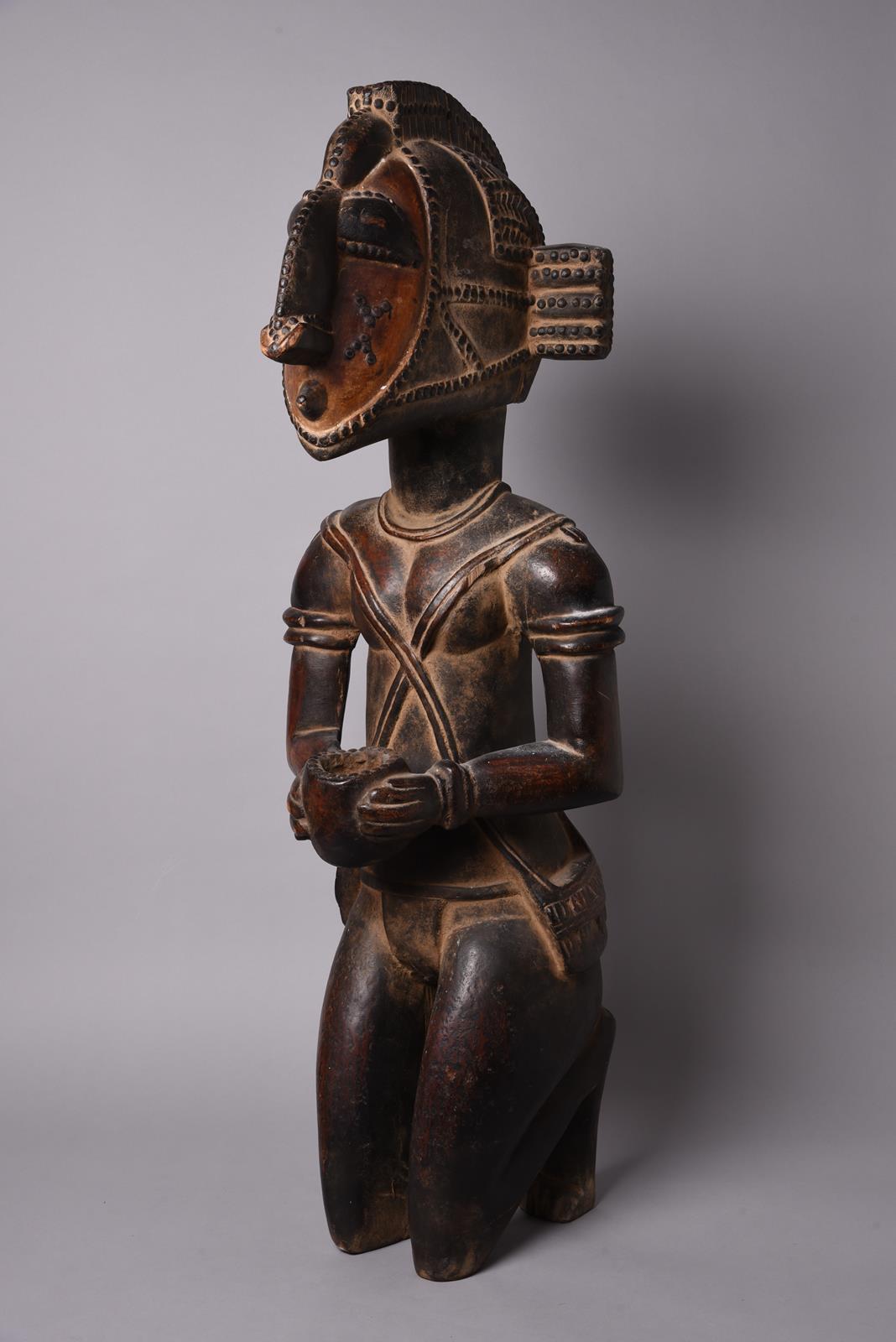 A pair of Baga kneeling offering figures Guinea male and female with metal studs to the heads and - Image 7 of 7