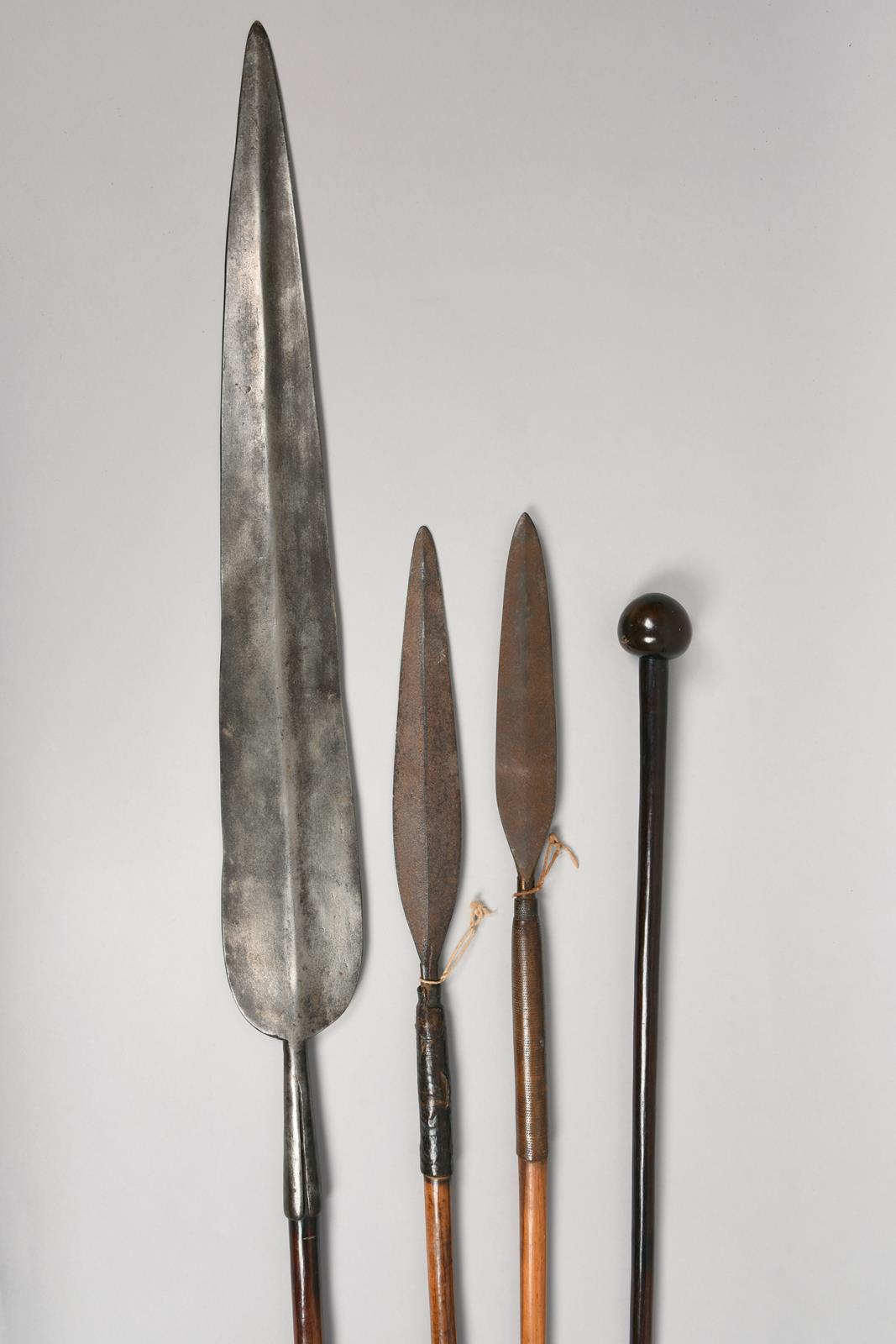 A Zulu shield South Africa cow hide, 69 cm high, two Zulu stabbing spears iklwa, with iron blades - Image 4 of 4