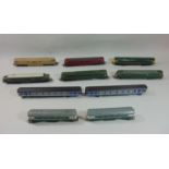 9 Lima Locomotives all unboxed including; D1003 'Western Pioneer', D6700 Class 37 with green livery,