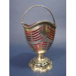 Good quality George III silver bon bon/sweet meat basket with beaded wavy rim and hinged handle,