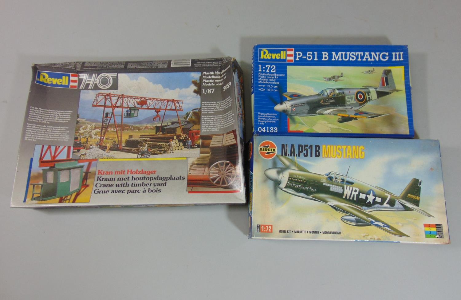 3 boxed model kits, all un-started with sealed contents; Airfix NA P51B Mustang, Revell P-51B