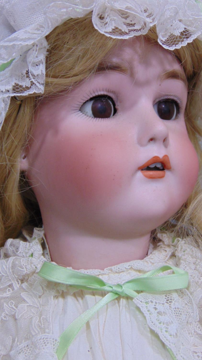 Early 20th century doll with socket bisque head by Simon & Halbig for Kammer & Rheinhardt, with - Image 2 of 4