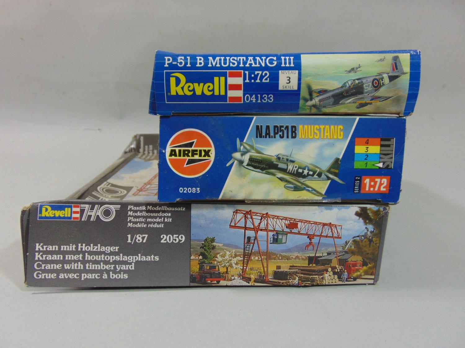 3 boxed model kits, all un-started with sealed contents; Airfix NA P51B Mustang, Revell P-51B - Image 2 of 3